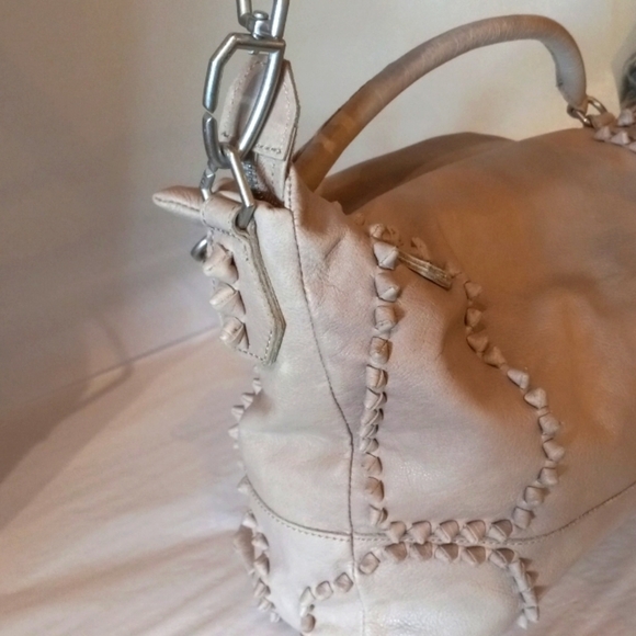 Cream Berlin Bag - Picture 2 of 6